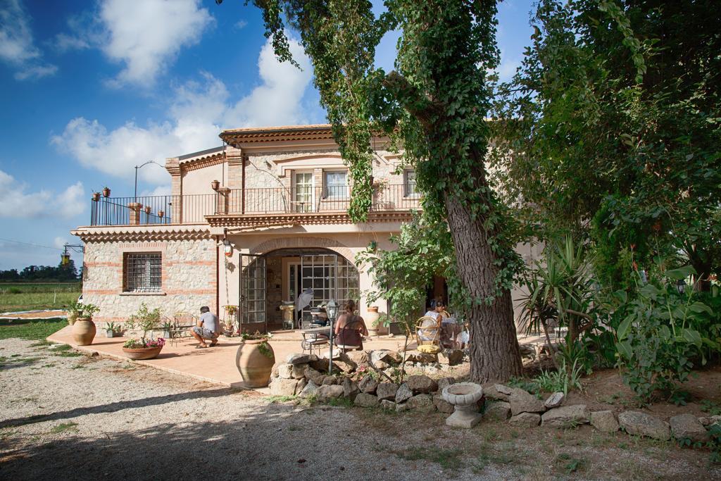 Вілла Don Carlo Agriturismo Di Charme Bio Le Pioppe Екстер'єр фото